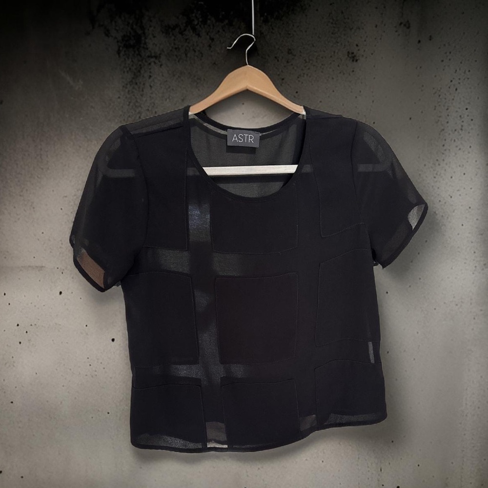 〰️ASTR Black Blouse〰️ - Picture 1 of 3